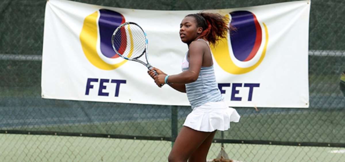 Durante el debut de la pichinchana Mell Reasco, en la modalidad singles, gan&oacute; a la estadounidense Shruti Prabhu con un 6-0 por retirada. 