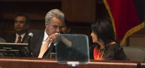 El presidente Len&iacute;n Moreno y su esposa Roc&iacute;o Gonz&aacute;lez asistieron a la Asamblea, para la entrega del proyecto de ley.