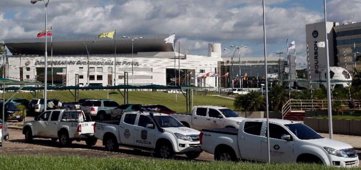 El 7 de enero pasado, la justicia de Paraguay allan&oacute; la sede de la Conmebol en busca de documentaci&oacute;n relacionada a concesiones de derechos comerciales.