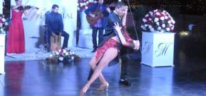 M&uacute;sica y danza para los padres en su d&iacute;a