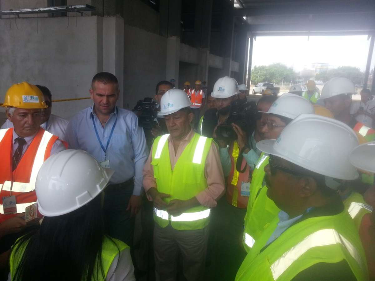 La terminal de Manta estar&aacute; operativa en 17 meses