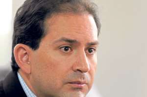 V&iacute;ctor Hugo Villacr&eacute;s, Presidente del Consejo Directivo del IESS.
