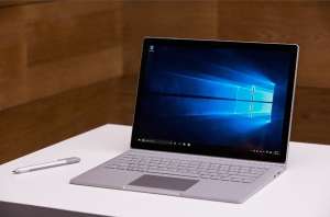 La Surface Book fue dise&ntilde;ada para competir con la MacBook de Apple. Foto: AFP