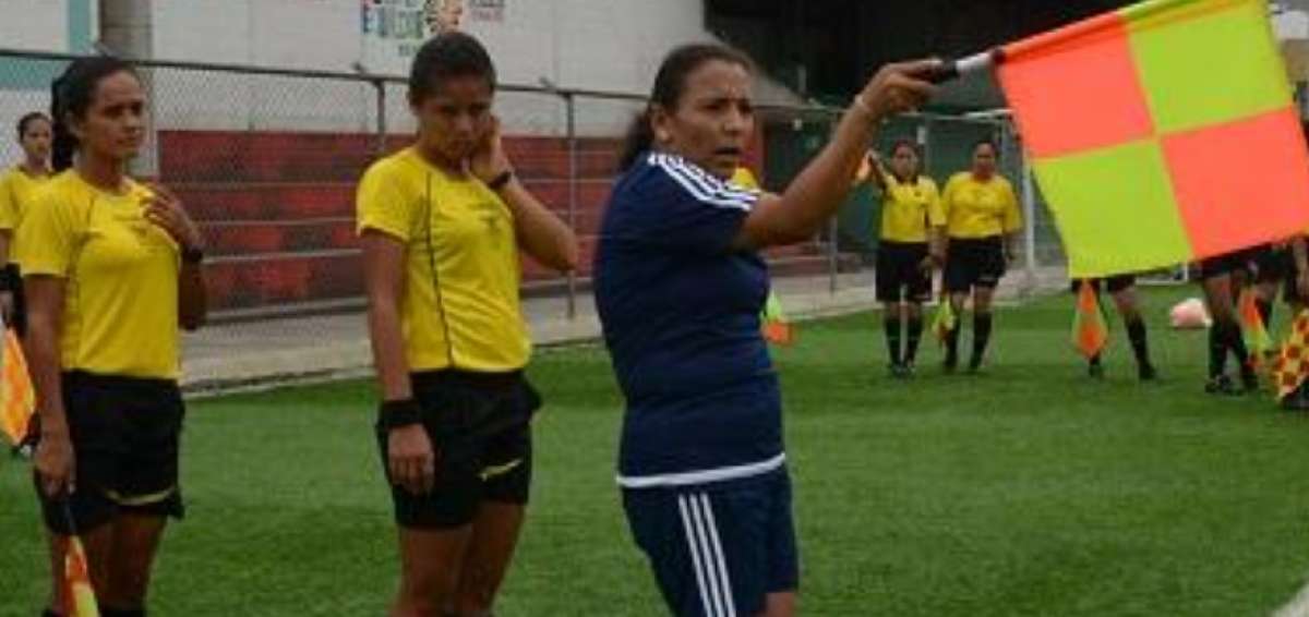 Rosa Canales, pionera del arbitraje femenino en Ecuador, muere a los 46 a&ntilde;os