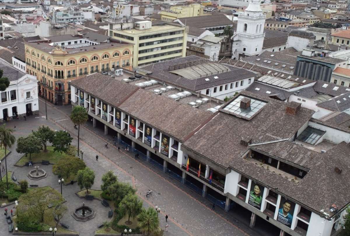 Augusto Barrera podr&iacute;a volver a disputar la Alcald&iacute;a de Quito con auspicio socialista