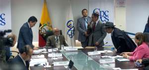 En la sesi&oacute;n los consejeros transitorios ratificaron la cesaci&oacute;n de Fernando Cordero como s&uacute;per de Ordenamiento.