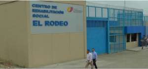 Los funcionarios trabajaban en la c&aacute;rcel El Rodeo.