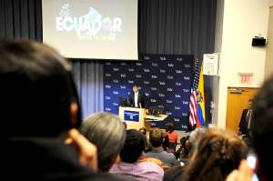 El Jefe de Estado se&ntilde;al&oacute; que Ecuador invierte el 2% de su PIB en Educaci&oacute;n Superior. Foto: Cortes&iacute;a | Presidencia de la Rep&uacute;blica.