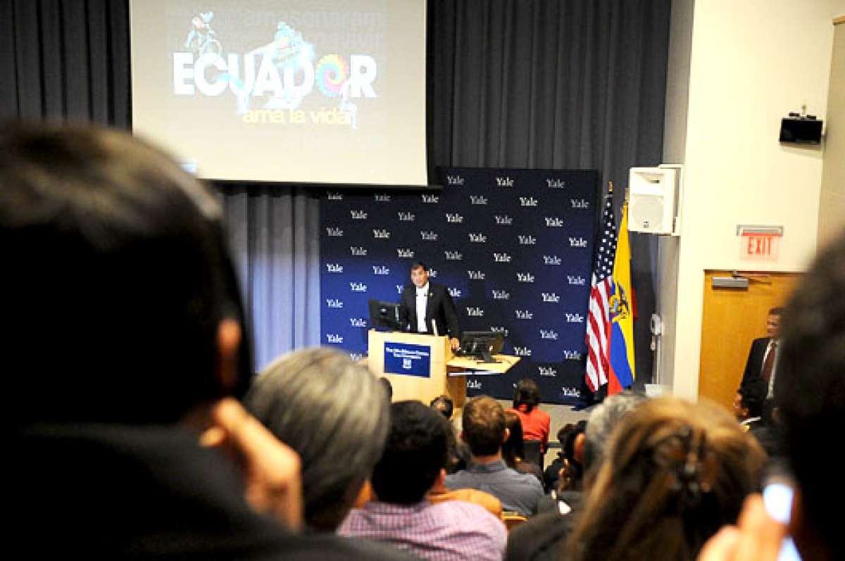 El Jefe de Estado se&ntilde;al&oacute; que Ecuador invierte el 2% de su PIB en Educaci&oacute;n Superior. Foto: Cortes&iacute;a | Presidencia de la Rep&uacute;blica.