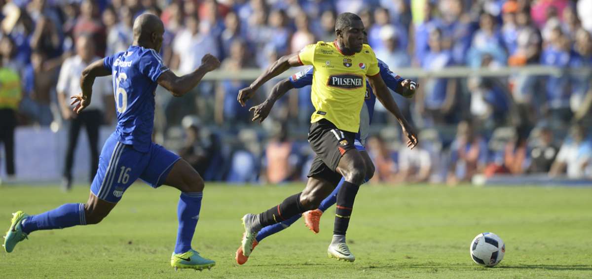 El torneo nacional de f&uacute;tbol arranca hoy con 5 partidos