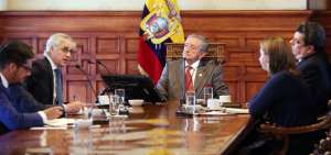  El jefe de la Delegaci&oacute;n Regional del Comit&eacute; Internacional de la Cruz Roja, Philippe Guinand, se reuni&oacute; con el ministro ecuatoriano de Defensa, Oswaldo Jarr&iacute;n, y el titular del Interior, Mauro Toscanini.