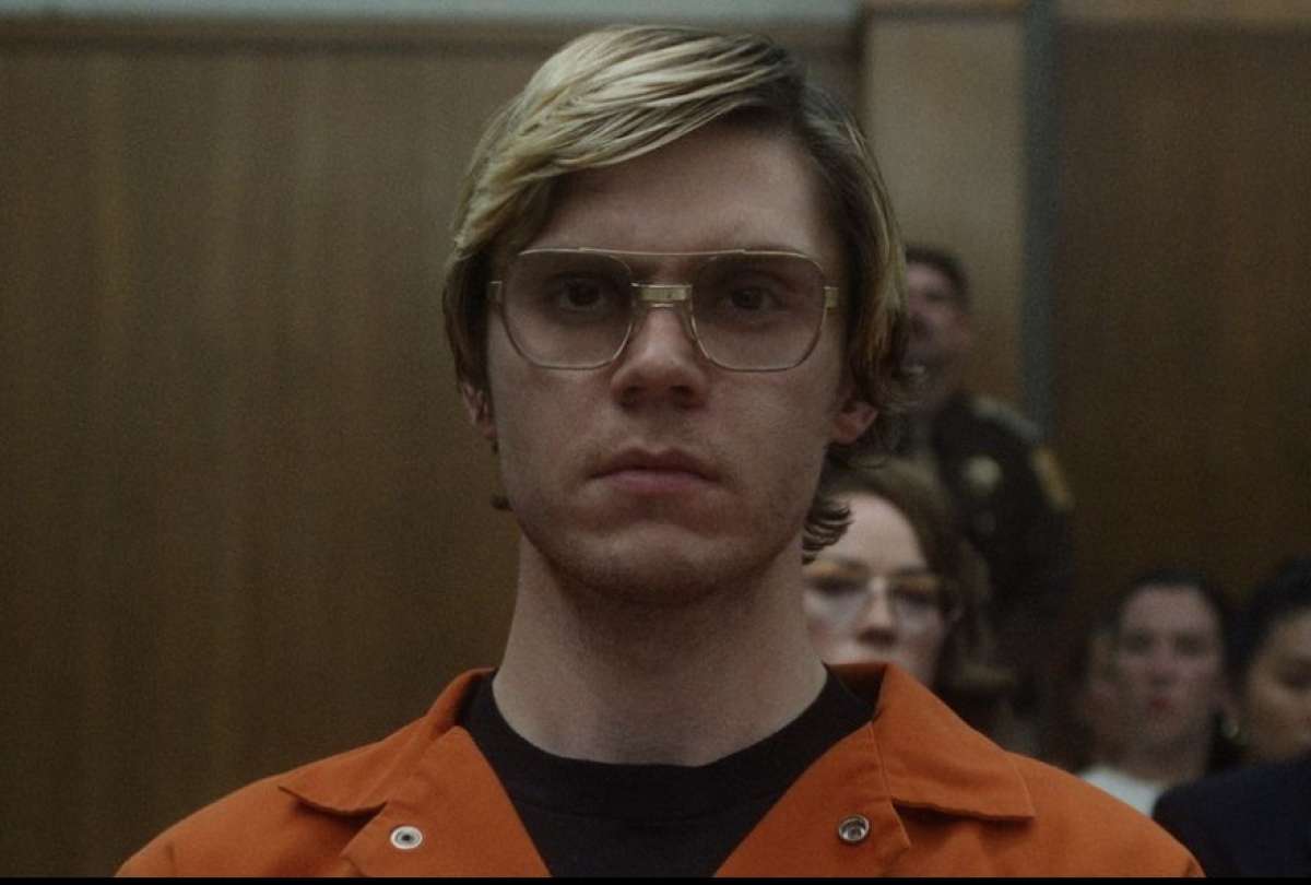 El Telégrafo - Evan Peters hizo un pedido a los fanáticos de la serie de  Jeffrey Dahmer