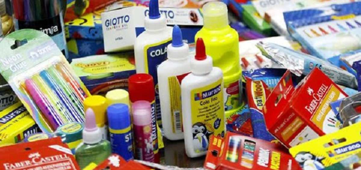Feria &lsquo;Regreso a clases&rsquo; ofrece precios de venta