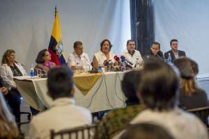 Los m&eacute;dicos se&ntilde;alaron que presentar&aacute;n sus propuestas al C&oacute;digo de la Salud. Foto: Fernando Sandoval/ EL TEL&Eacute;GRAFO