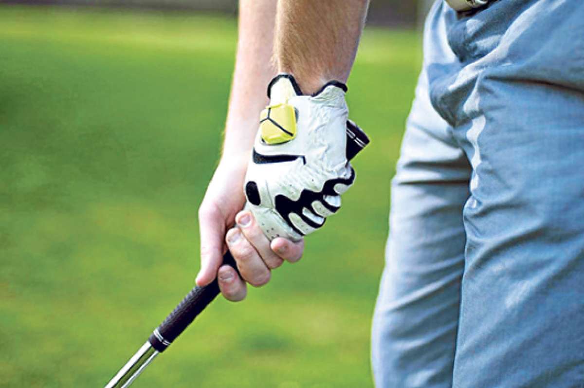 Zepp Labs expuso en la feria tecnol&oacute;gica un aparato del tama&ntilde;o de una moneda que puede acoplarse a una raqueta de tenis, a un bate de b&eacute;isbol o un palo de golf para medir el rendimiento. Foto: Tomada de www.labminions.com