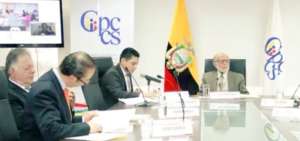 El CPCCS Transitorio en la sesi&oacute;n desarrollada este 17 de octubre.