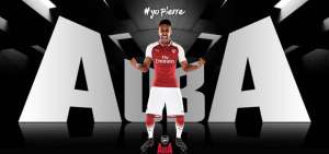 El delantero gabon&eacute;s Pierre-Emerick Aubameyang ya luci&oacute; la camiseta del conjunto ingl&eacute;s, tras confirmar su fichaje.