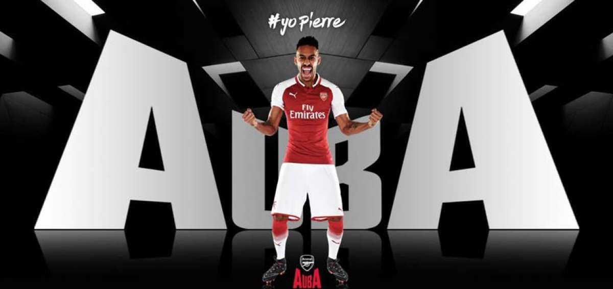 El delantero gabon&eacute;s Pierre-Emerick Aubameyang ya luci&oacute; la camiseta del conjunto ingl&eacute;s, tras confirmar su fichaje.