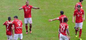 Bayern M&uacute;nich sigue intratable y el Dortmund vuelve a golear