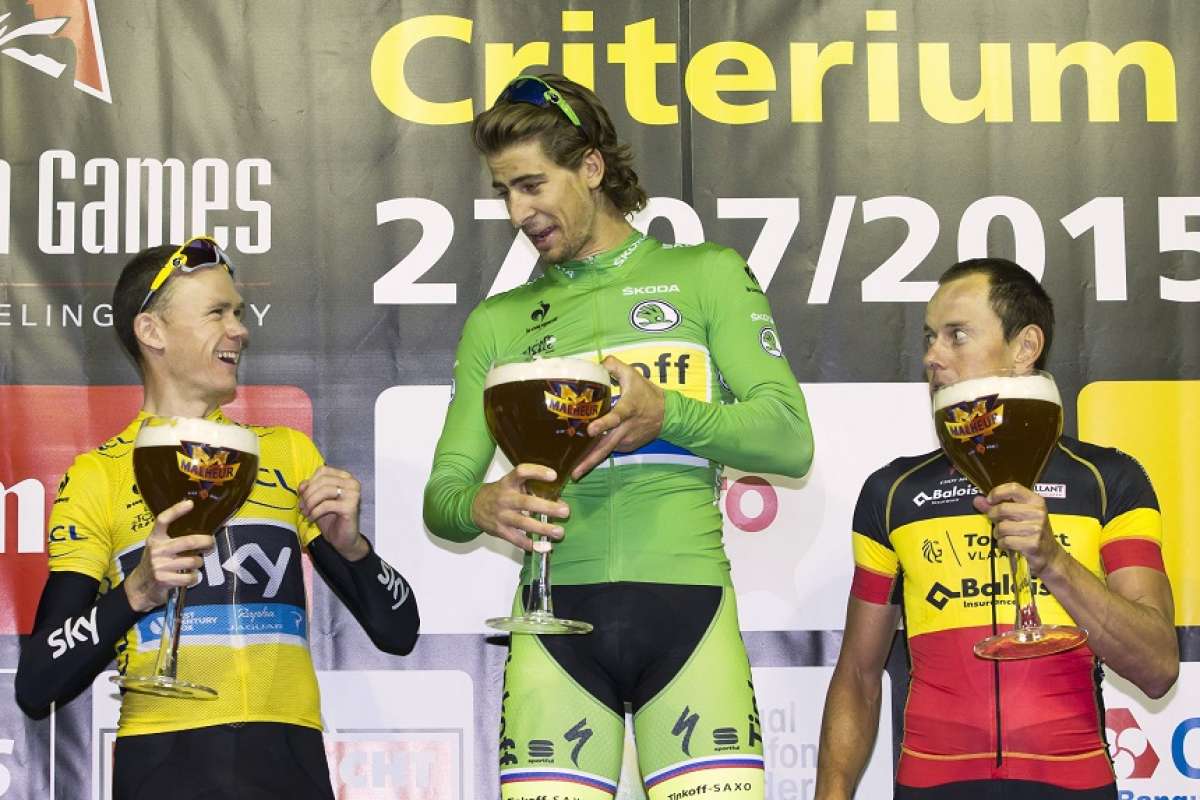 Chris Froome (i) se adjudic&oacute; el t&iacute;tulo en el Tour de Francia. Foto: AFP
