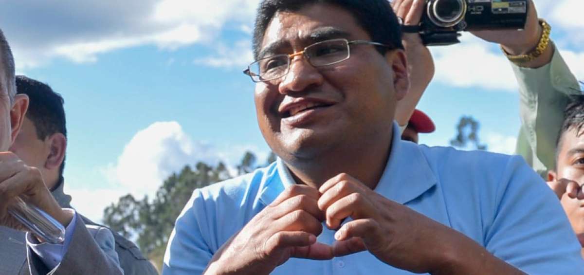 Prefecto agradeci&oacute; ayuda a la Sierra