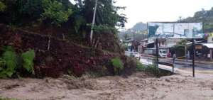 Loja y Lim&oacute;n remueven sedimentos de sus calles