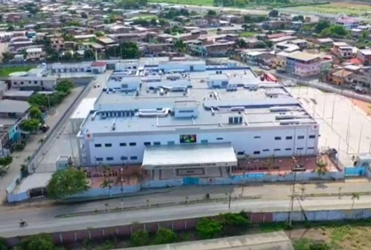 El Hospital crear&aacute; m&aacute;s de 50 puestos de trabajo, indic&oacute; el ministro de Salud, Camilo Salinas.