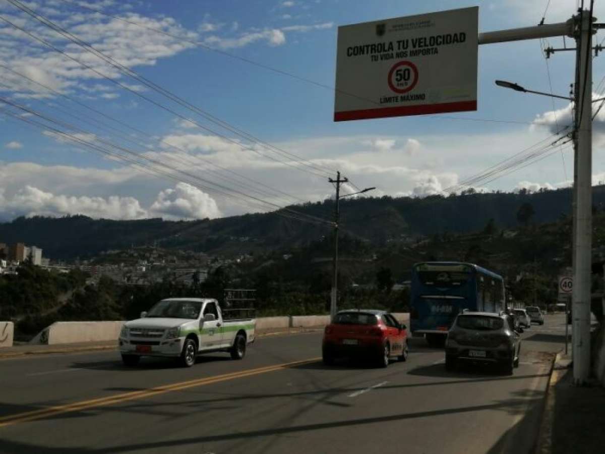 Ambato cuenta con ocho fotorradares en sus vías.