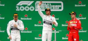 Hamilton gana la carrera 1.000 de la F&oacute;rmula 1 y lidera el Mundial