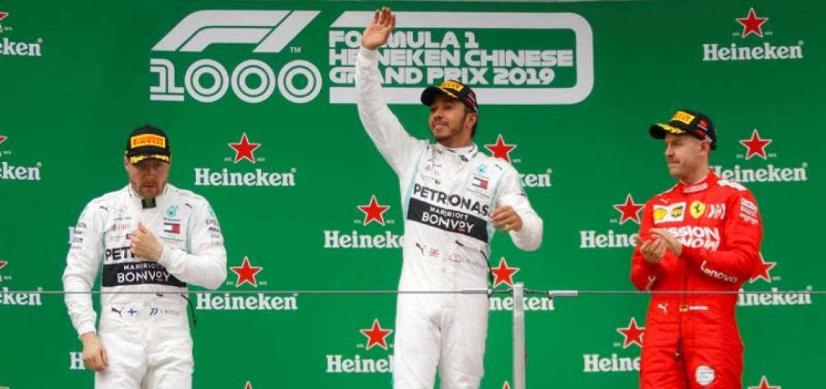 Hamilton gana la carrera 1.000 de la F&oacute;rmula 1 y lidera el Mundial