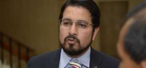 Santiago Le&oacute;n, ministro de Industrias.