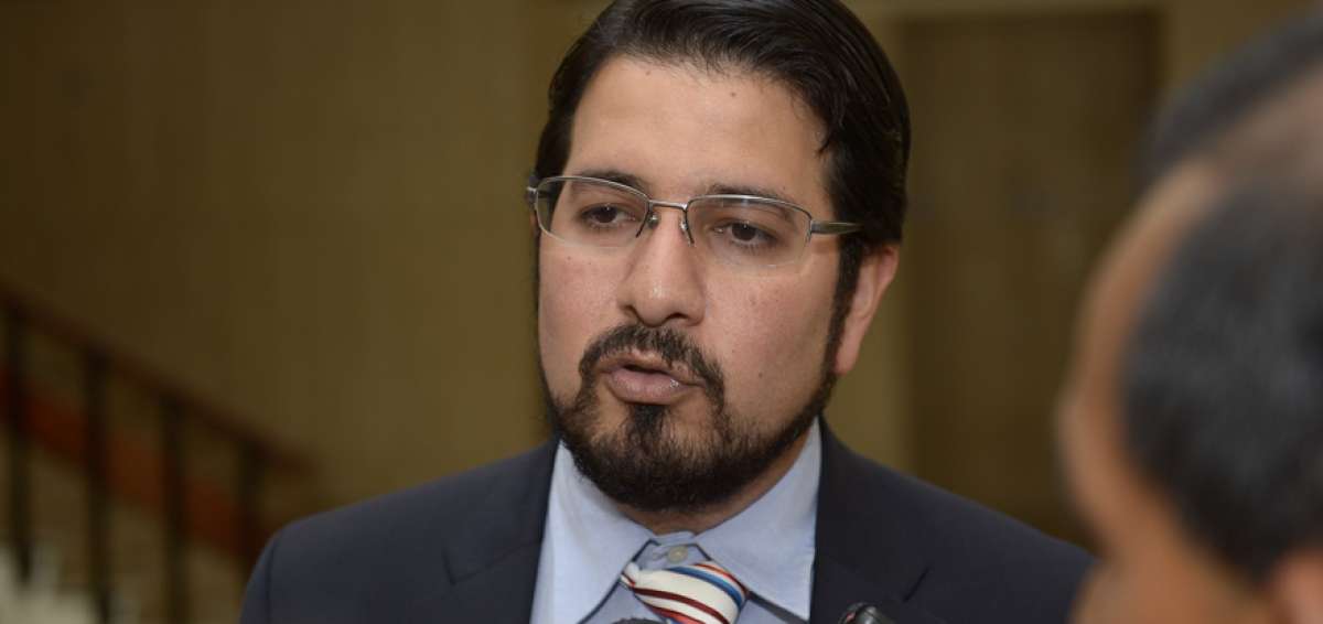 Santiago Le&oacute;n, ministro de Industrias.