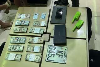 La Policía detuvo a un presunto integrante de Los Choneros e incautó armas y dinero durante un operativo.