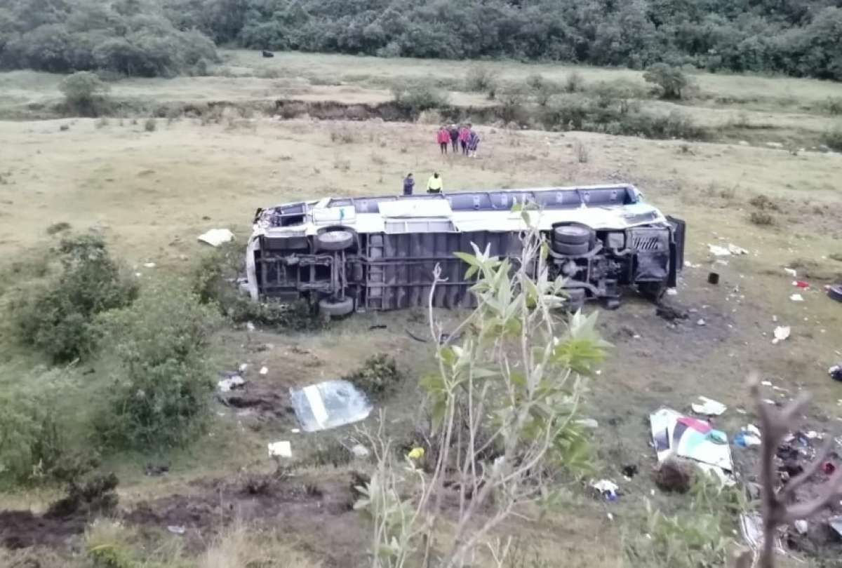 Denuncian robo de pertenencias a v&iacute;ctimas del accidente en Colta