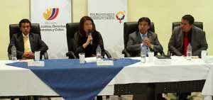 Alexandra Jaramillo Gonz&aacute;lez, viceministra de Justicia, Derechos Humanos y Cultos, lider&oacute; la Mesa Provincial de G&eacute;nero.