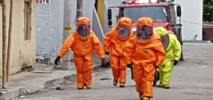 Bomberos controlan fuga de gas cloro en taller en Urbanor
