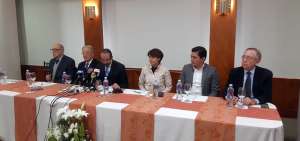 Comit&eacute; recoge firmas para eliminar Consejo de Participaci&oacute;n Ciudadana