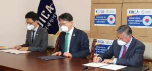 Koica entreg&oacute; dos donativos con anterioridad en la capital del pa&iacute;s.
