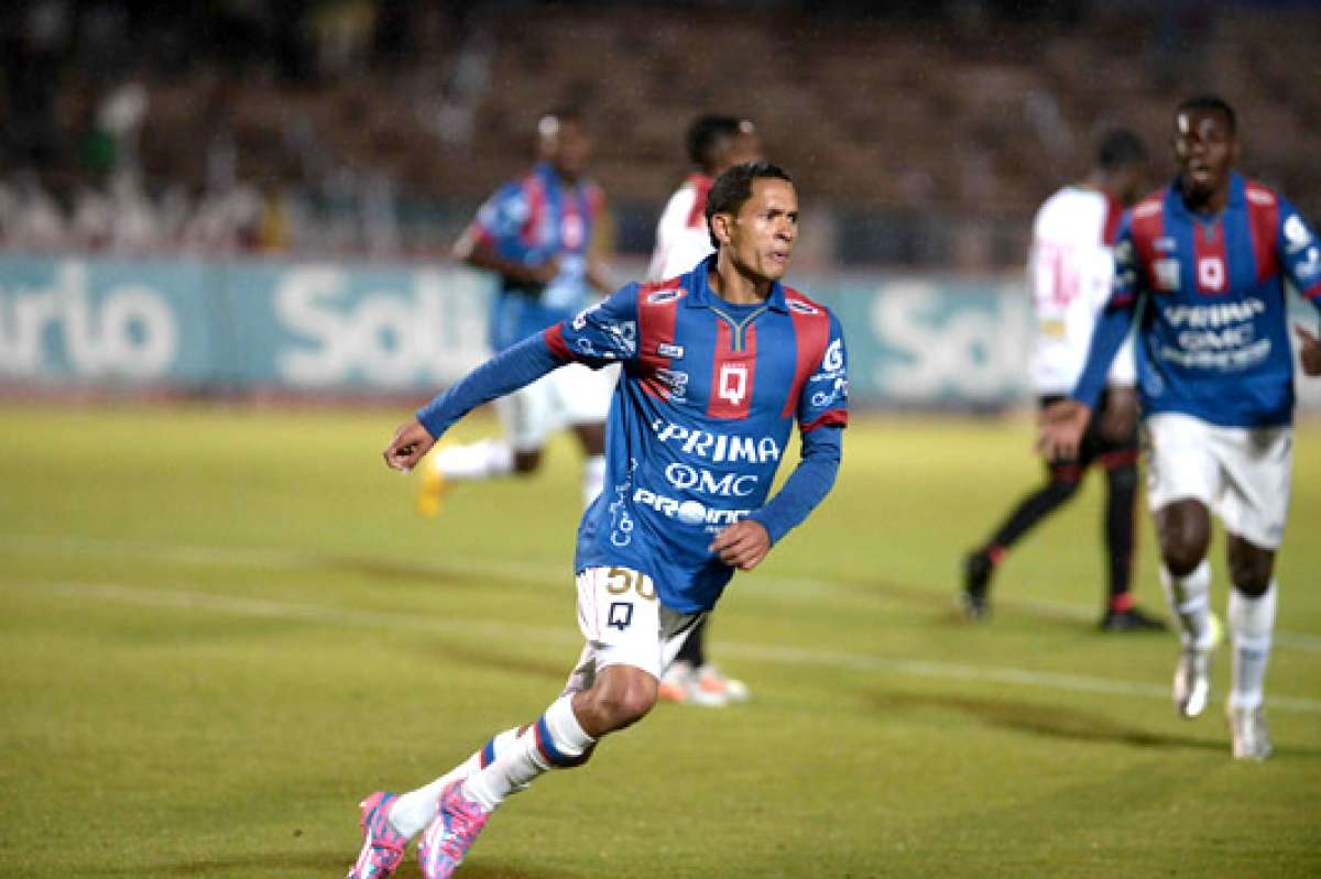 Deportivo Quito est&aacute; a un paso de salvarse del descenso