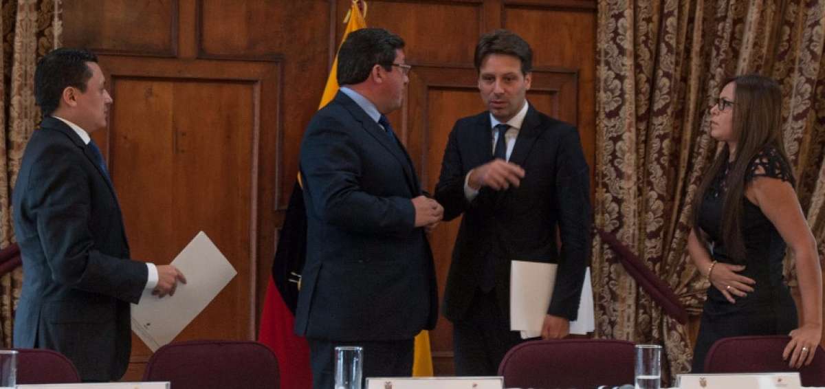 Los funcionarios manifestaron su postura durante una rueda de prensa en la Canciller&iacute;a.