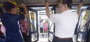Las rampas en los articulados no son utilizadas durante la llegada a las estaciones de las troncales.