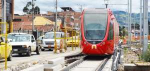 Mec&aacute;nicos y t&eacute;cnicos verifican 4 funciones de los 14 tranv&iacute;as