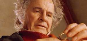 Fallece Ian Holm, actor de &ldquo;El se&ntilde;or de los anillos&rdquo;