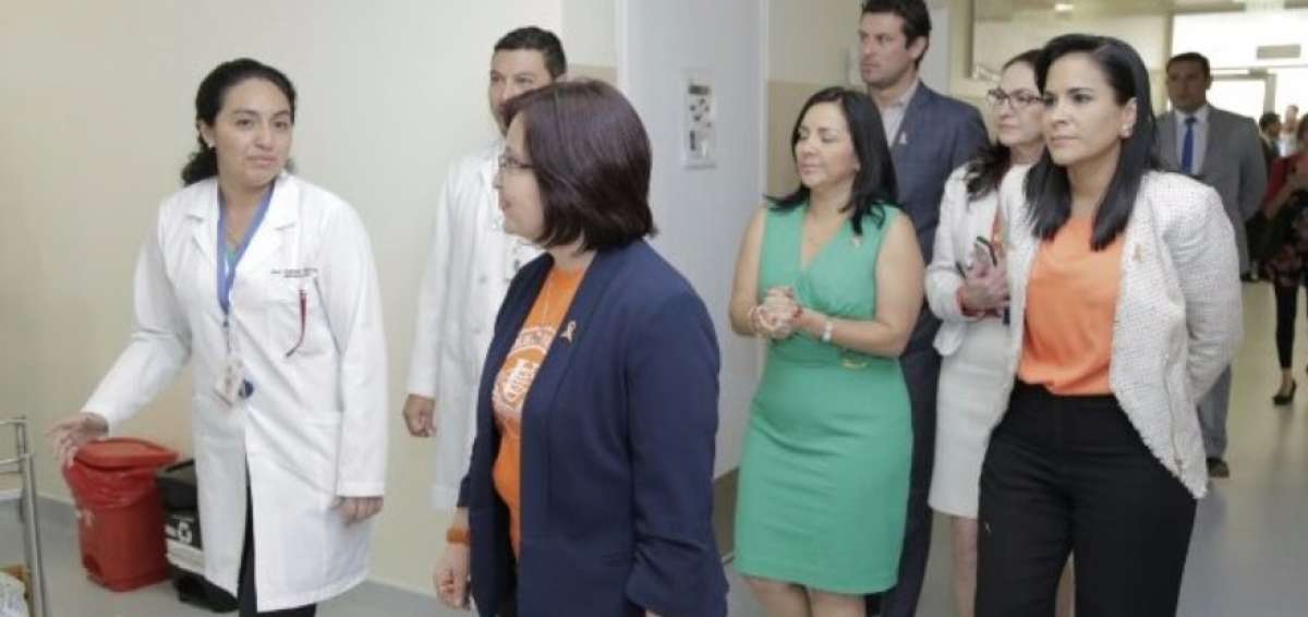 La rueda de prensa se realiz&oacute; en las instalaciones del Hospital Docente de Calder&oacute;n.