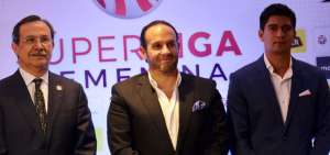 Presidente de la FEF convoca a rueda de prensa urgente