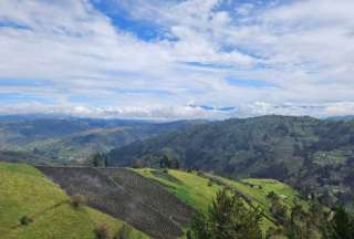 En tres localidades de Chimborazo se registró una caída leve de ceniza del volcán Sangay.