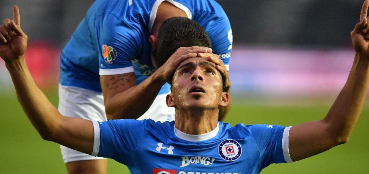 &Aacute;ngel Mena y Joao Rojas acaban con la mala racha de Cruz Azul