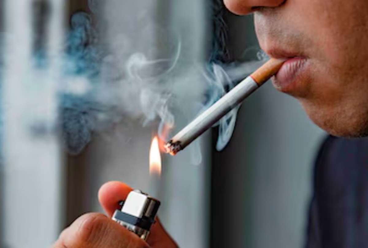 El 64 % de los consumidores encuestados afirm&oacute; comprar cigarrillos ilegales en tiendas de barrio.