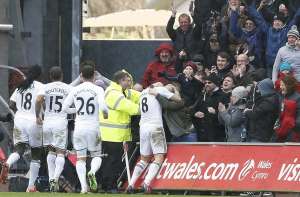 Swansea le dio vuelta al marcador para llevarse la victoria. Foto: Agencia AFP