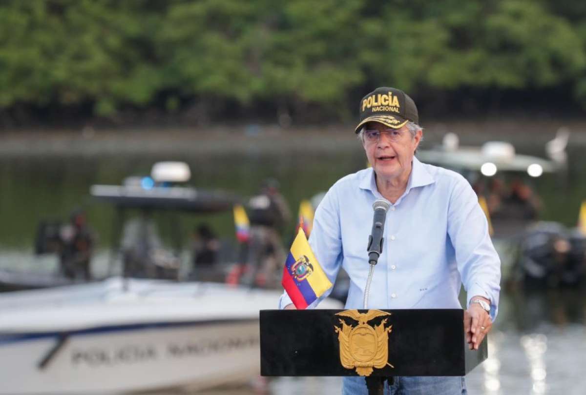 Guillermo Lasso, presidente de la República, durante su intervención en la Playita del Guasmo